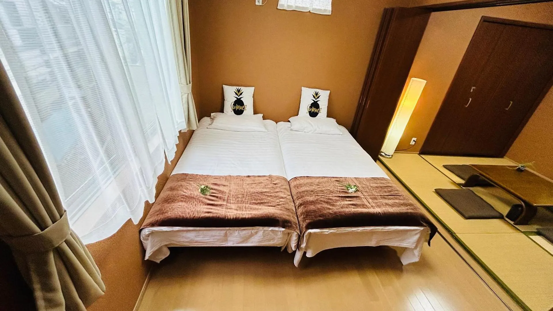 恩居の宿癒しの時 Osaka 0*,  Japan